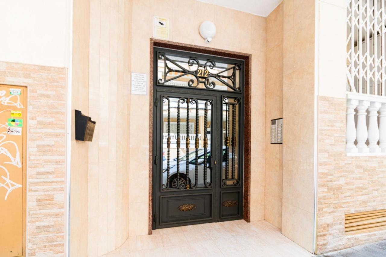Апартаменты Sunny Delight Granfield A105 Торевьиа Экстерьер фото